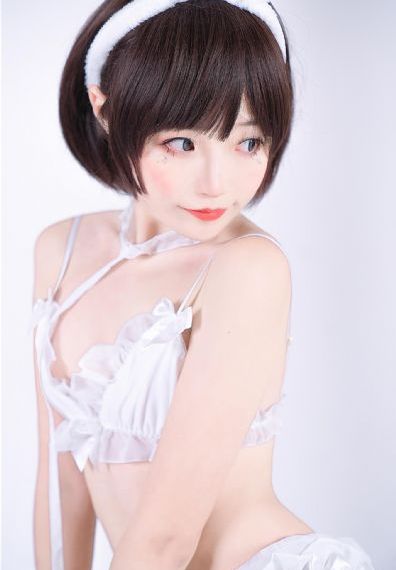 亚洲嫩模在线_HD电视剧在线观看