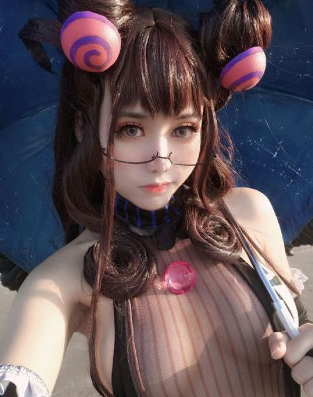 成人裸体女性奶头色情爆精消防员_1080免费播放