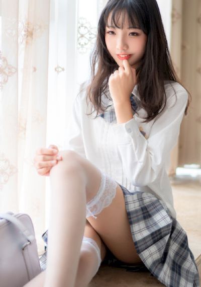 青草偷拍视频_国产在线视频
