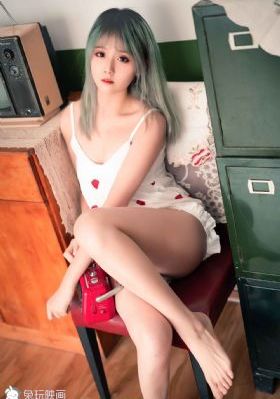 厨房掀裙在厨房里做运动_4K免费观看韩国