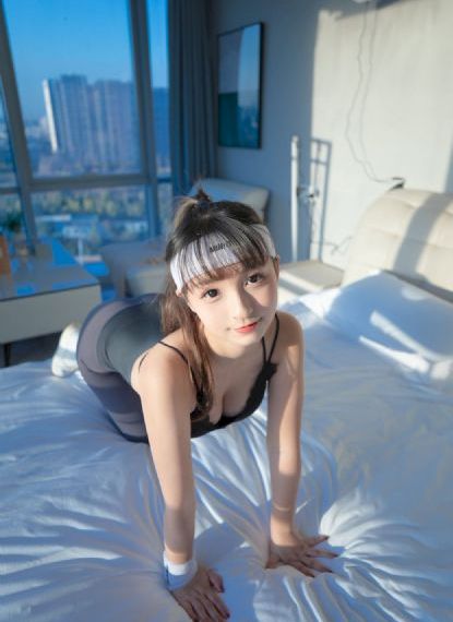 我和表妺洗澡我看了她的胸_1080HD在线观看