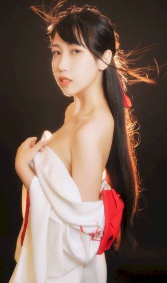 老师我受不了了帮我弄出来_BD超清在线观看