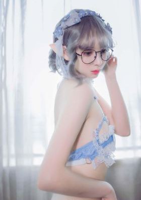 AV一二三无码_HD720P欧美电影在线