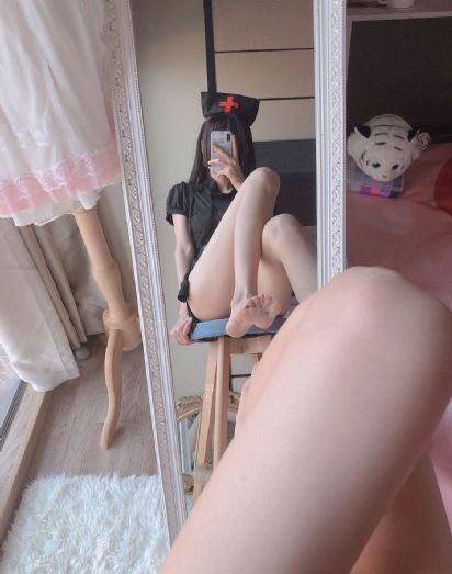 美女互摸下边的视频_HD电影完整版在线观看