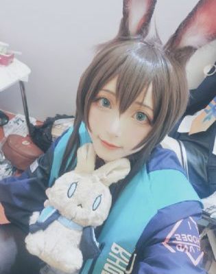 在家的DJ妈妈_HD完整在线观看